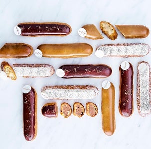 Photo de glaces au melon et à la noix de coco, produits du traiteur de luxe Lenôtre
